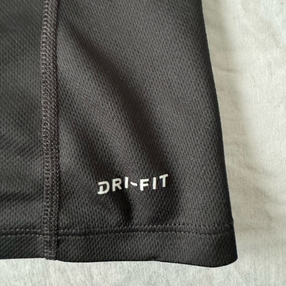 Women’s Nike Dri-Fit tank top size small - Picture 7 of 13